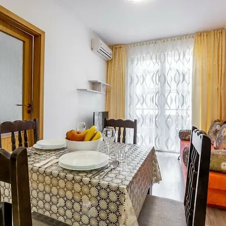 Apartman Free Parking And Laundry 1bdr Vj Napospart